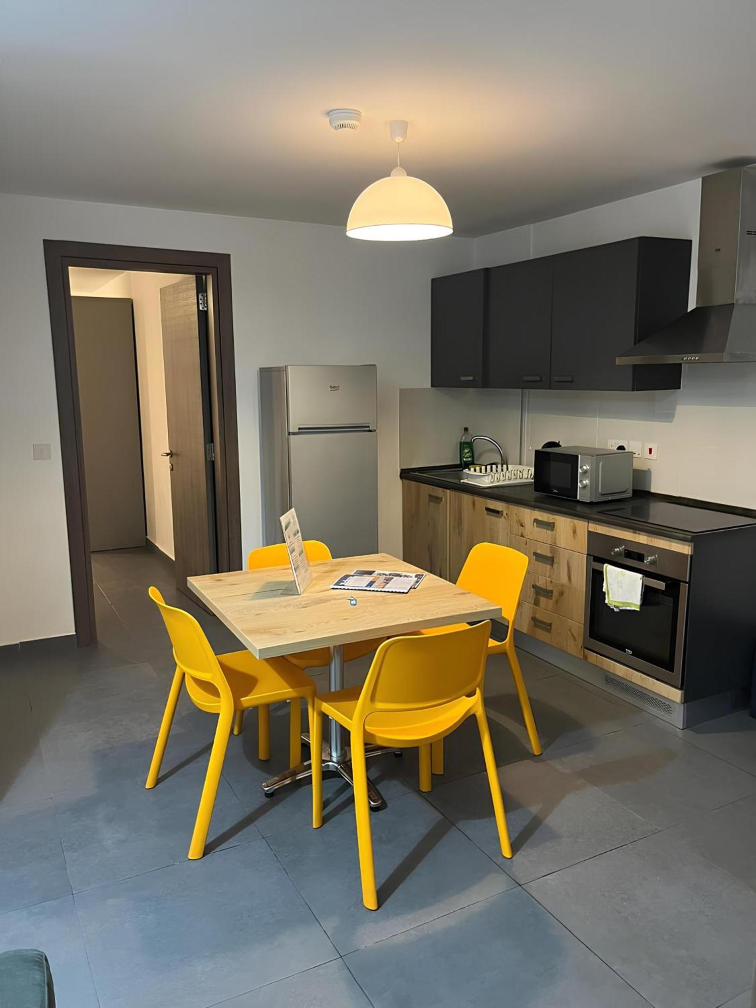 Elise Apartments Gzira Phòng bức ảnh