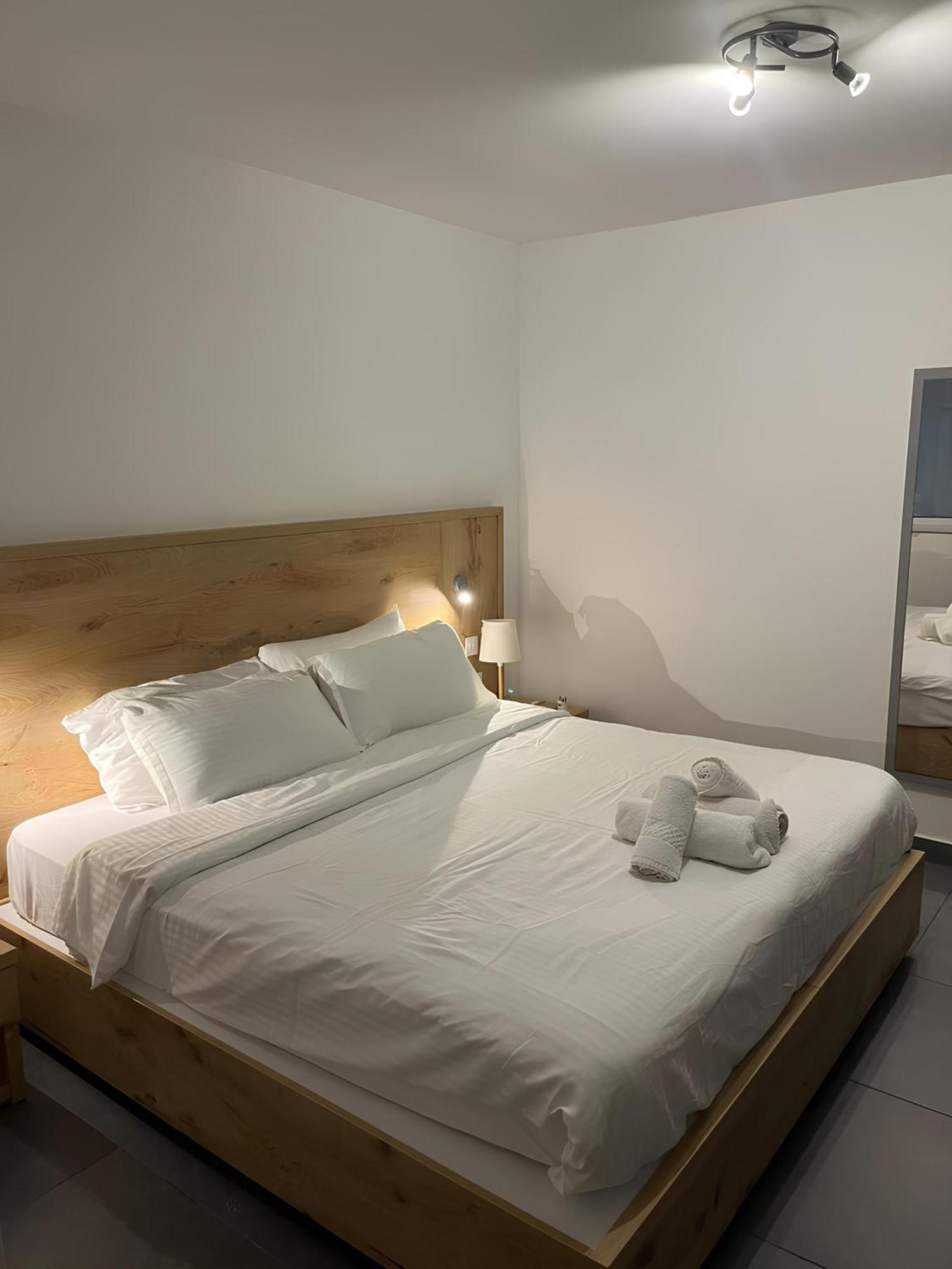 Elise Apartments Gzira Phòng bức ảnh